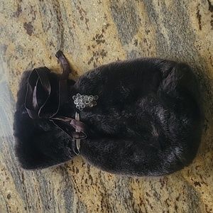 Pottery Barn furry wine bag🍾